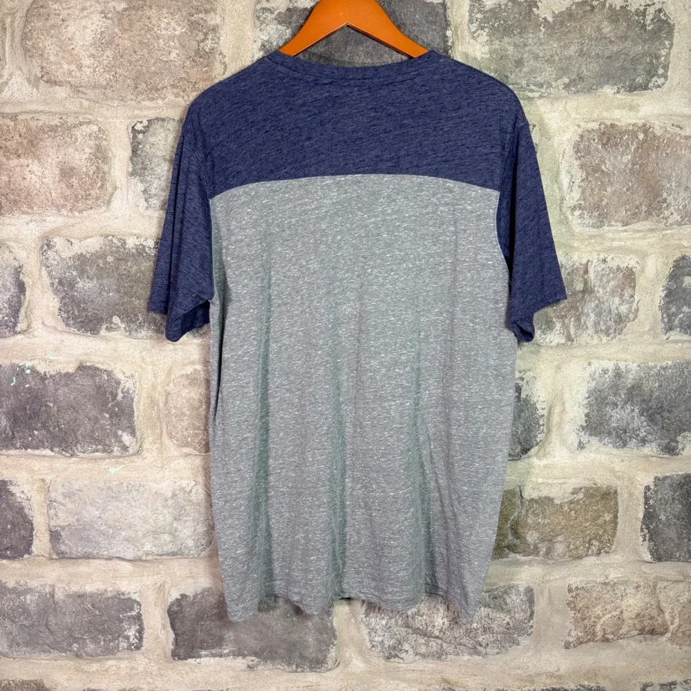 ProEdge Notre Dame Fightin Irish Mens XL Colorblock T-Shirt Navy Gray NCAA‎ Tee